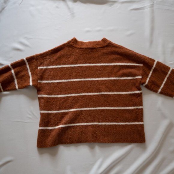 New Look Orange and White‎ Striped Cozy Sweater - Picture 3 of 4